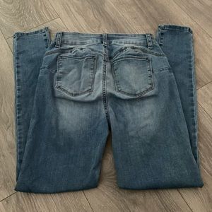 Skinny jeans